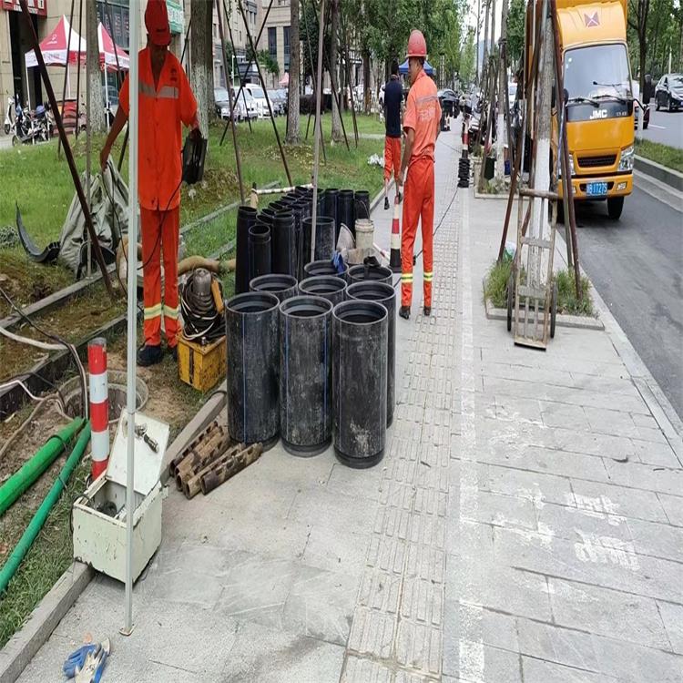 巴南管道短管置换修复